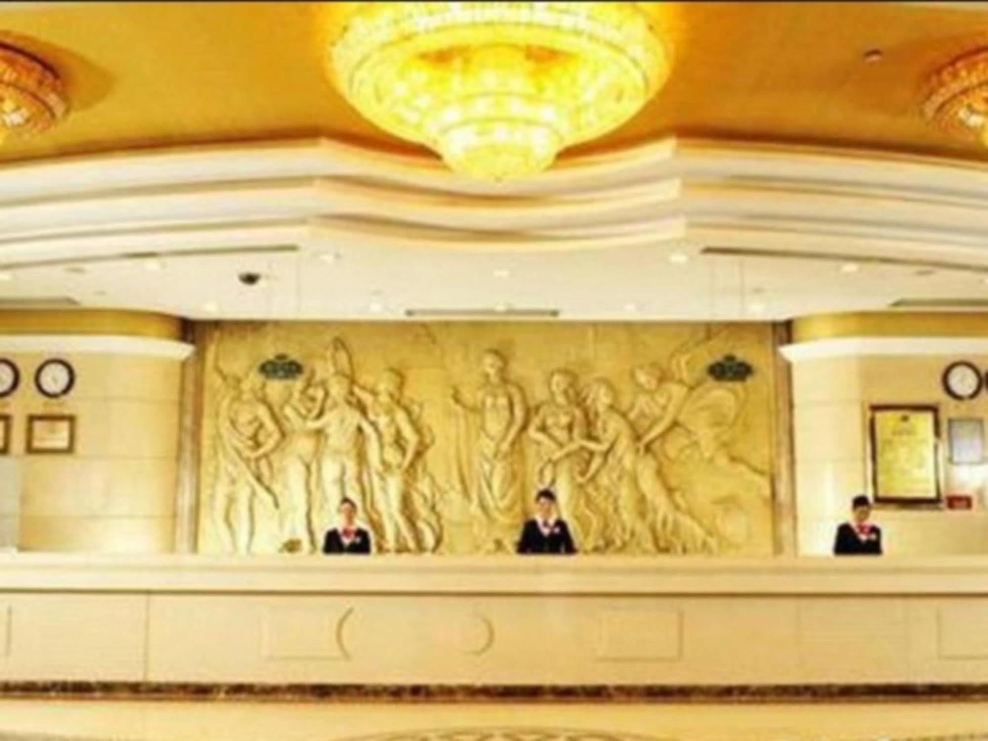 Vienna Hotel Shenzhen Longhua Exteriér fotografie